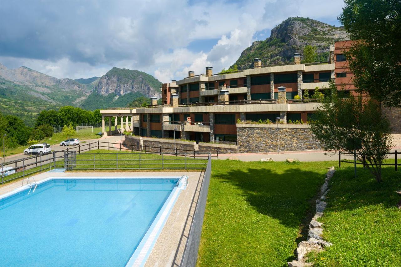 Pena Sabocos II Apartamento Turistico Panticosa Extérieur photo